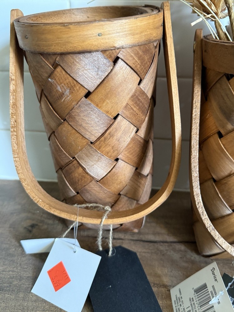 Set If Two Round Cylinder Shape Baskets