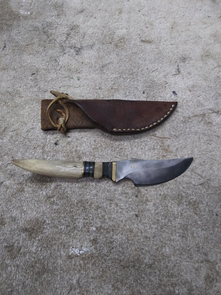 Vintage Custom Fixed Blade Hunting Knife Stag Handle Unknown Maker W/Sheath
