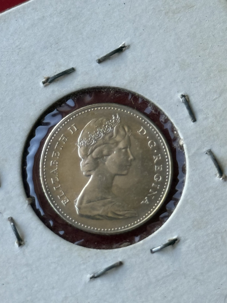 1967 CANADA SILVER 10 CENTS MACKEREL FISH