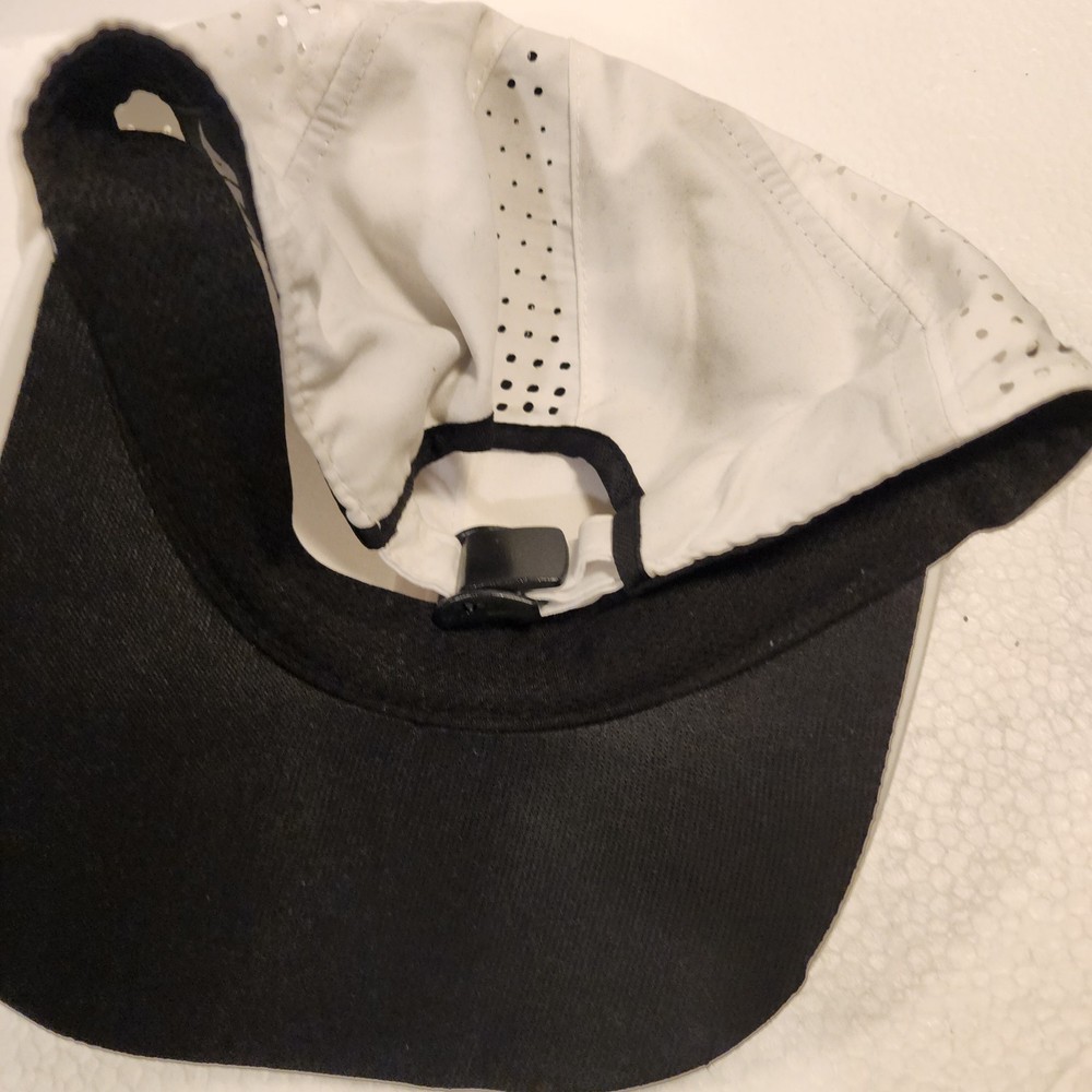 White Hat Adjustable Breathable Baseball Cap Polyester for Gym & Running