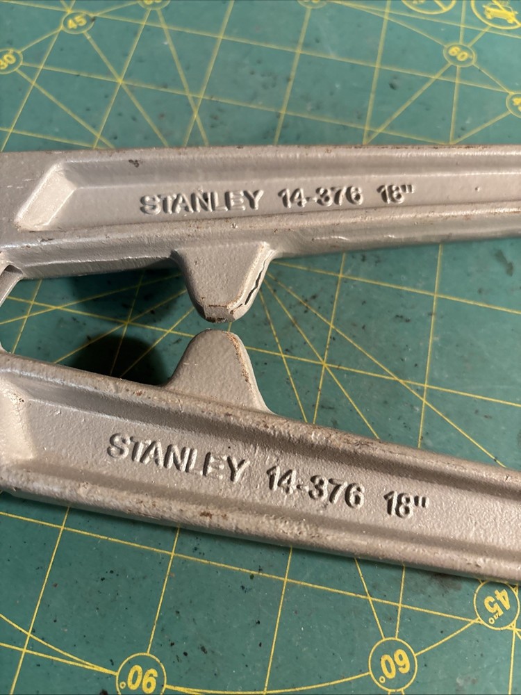 Stanley 14-376 18" Bolt Cutter