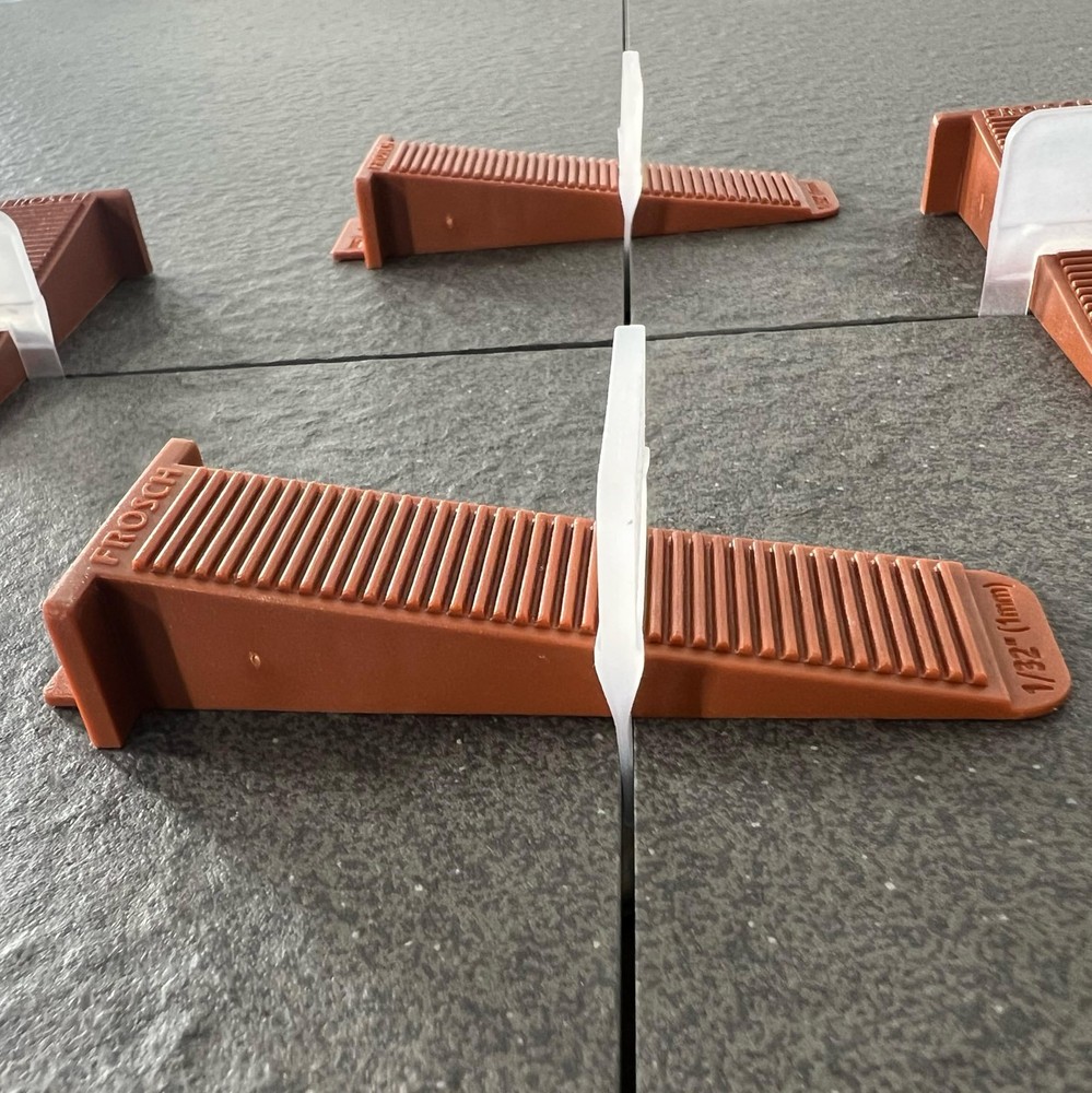 Tile Leveling System - Reusable Wedges (250)