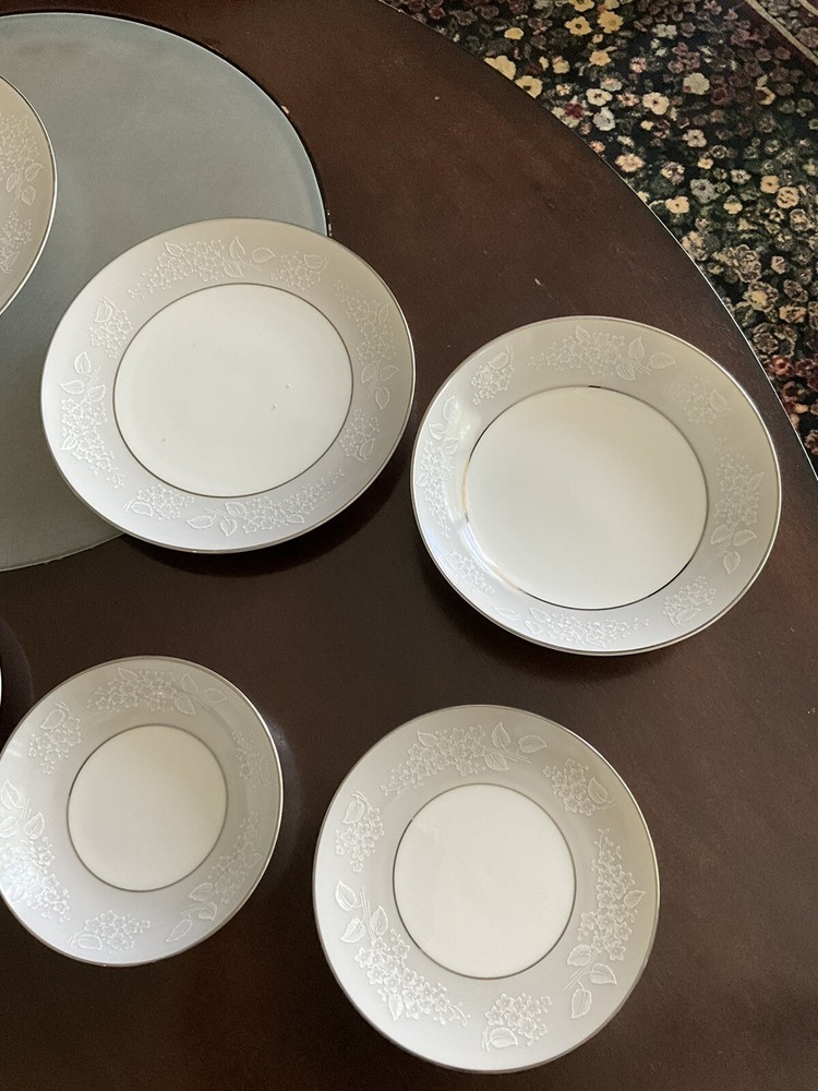 Noritake China Demask 5698 Japan SEVEN PIECE Place Setting EUC
