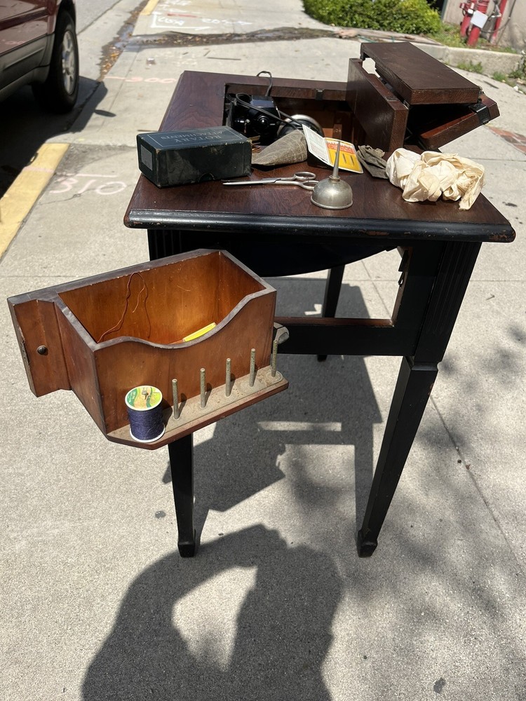 Edison Sewmaster Sewing Machine Model 21