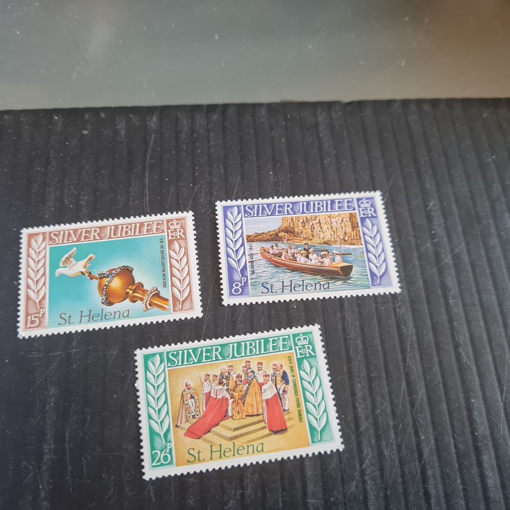 ST HELENA 1977 SG 332-334 SILVER JUBILEE MNH