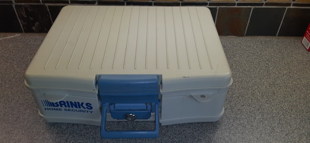 Brinks Home Security Lock Box (no key)