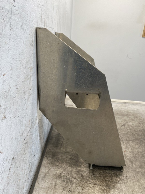 2007 International 9400i Frame Step (722-10308)