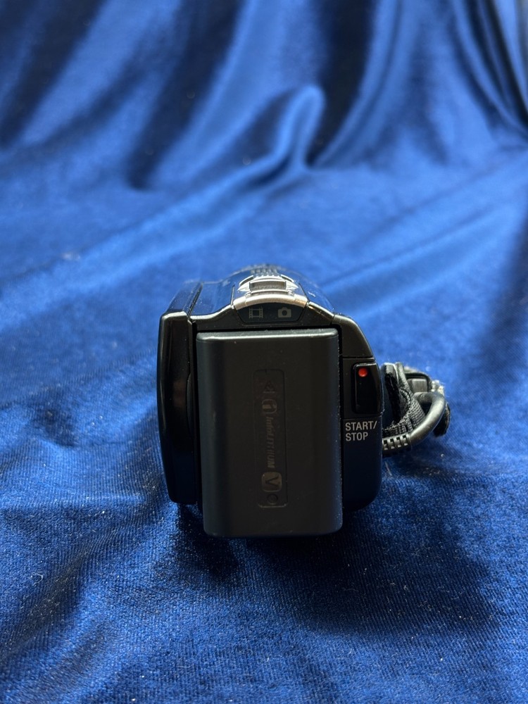 Sony Handycam HDR-CX190/ Camera only/ Working