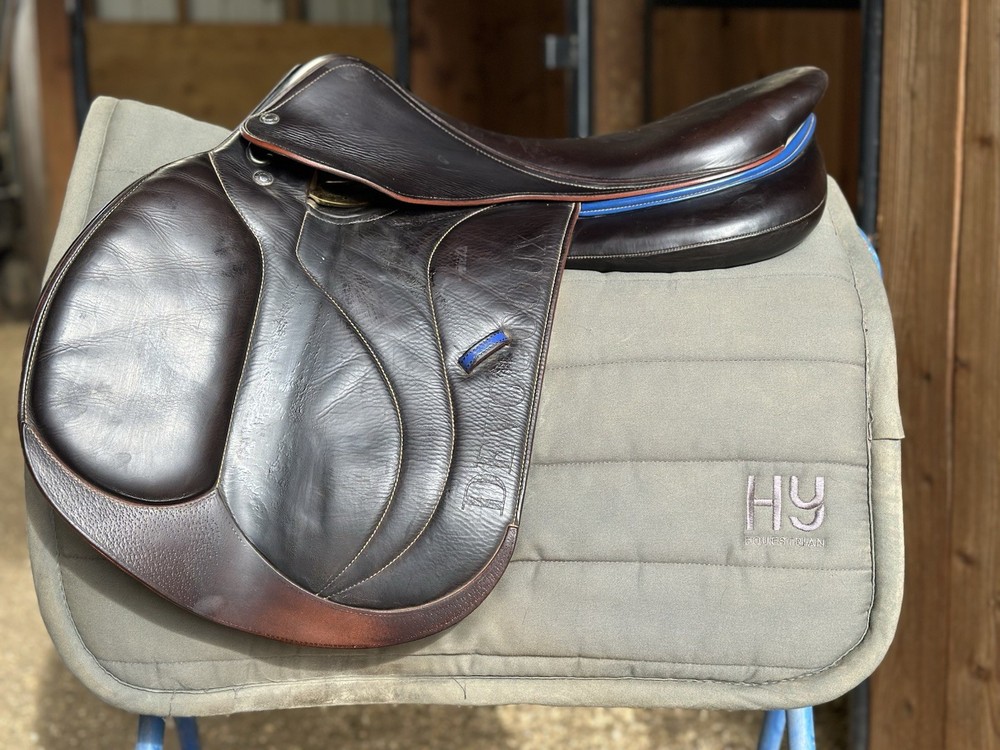 18” Devoucoux Socoa 3AB Full buffalo Standard Tree