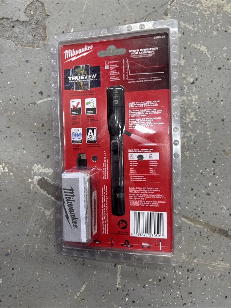 Milwaukee 2160-21 USB Rechargeable 800L Compact Flashlight