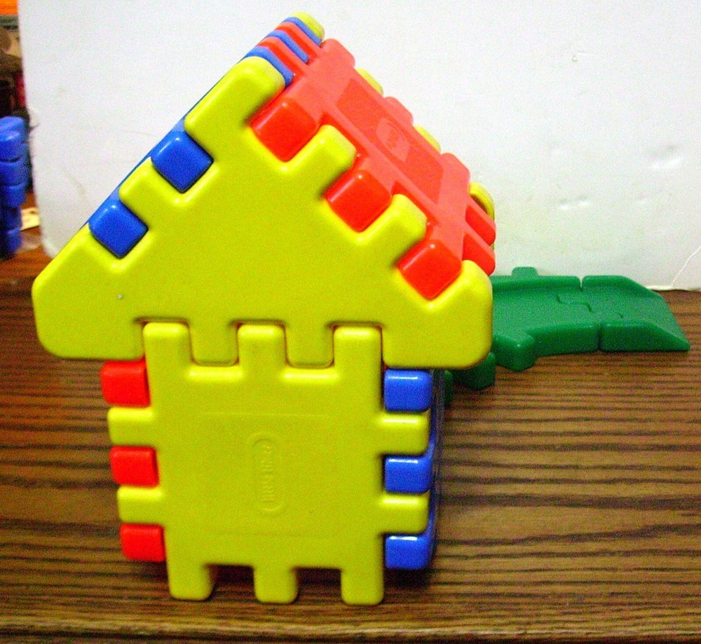 LITTLE TIKES 4 INCH WAFFLE BLOCKS
