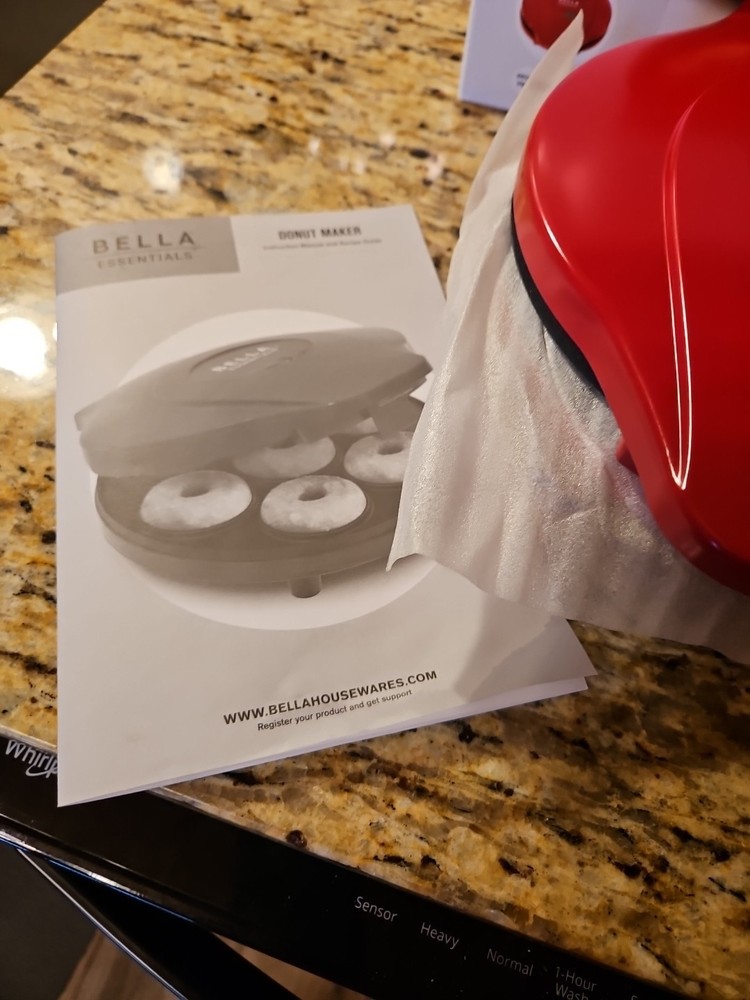 Bella Donut Maker Machine NEW, Complete w/Instructions /Recipe Manual