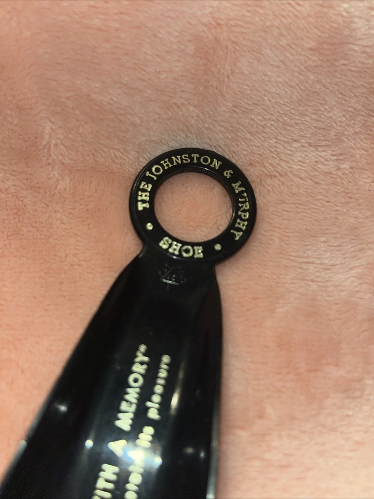 JOHNSON AND MURPHY SHOE CO PLASTIC SHOE HORN