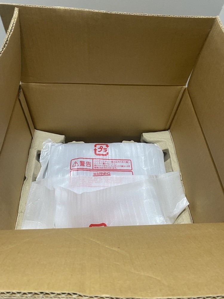Hitachi LCD Projector ED-X3400 New In Box