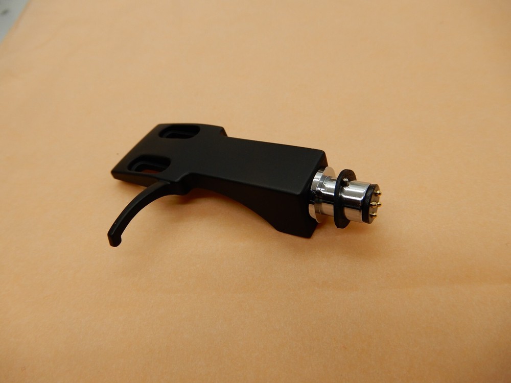 HEADSHELL ASSY W/WIRES TN-550C