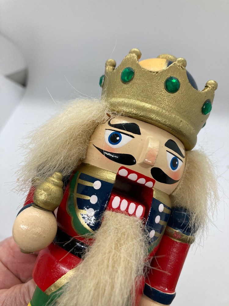 Holiday Decor, Wooden Nutcracker, King Style, Moveable Mouth