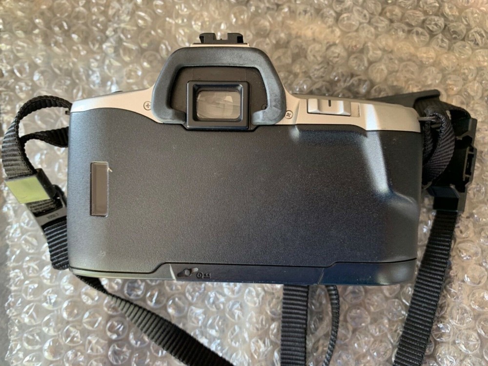 Minolta Maxxum QTsi 35mm Camera