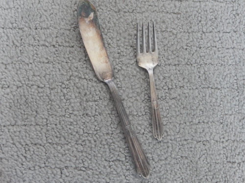 Stratford Plate Cotillion flatware & Box