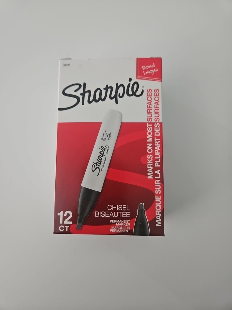 SHARPIE Permanent Markers, Chisel Tip, Black, 12 Count