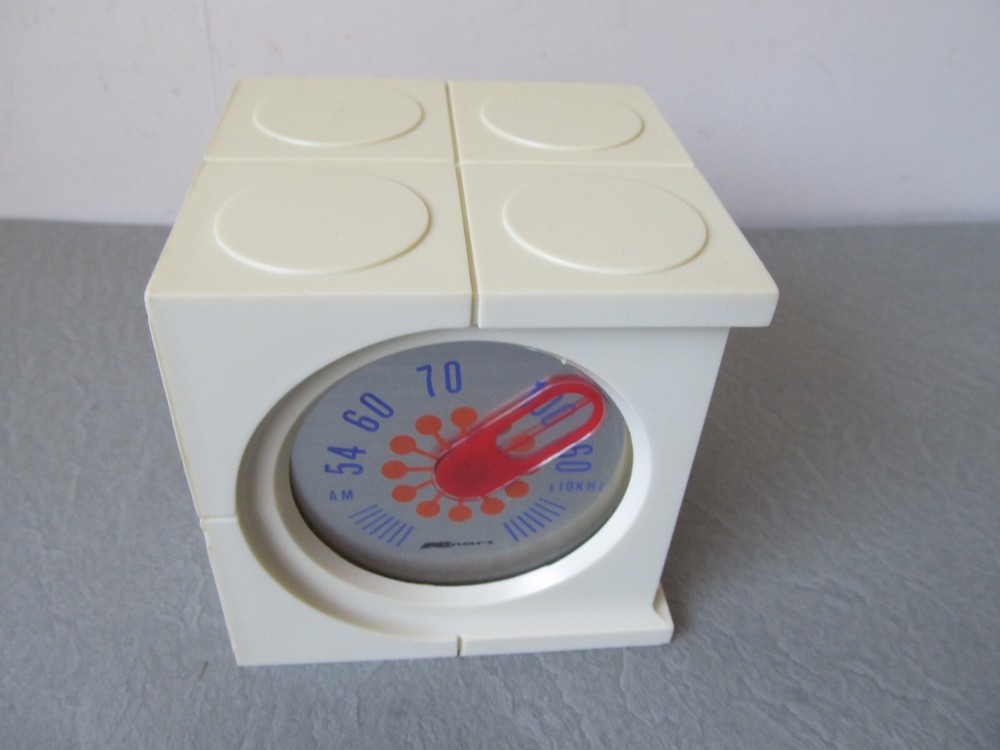 Vintage Kmart Cube AM Transistor Radio