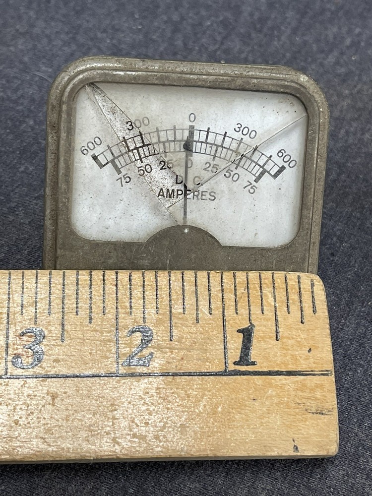 Vintage Engine Vacuum Fuel Pump Tester & Voltmeter Gauge