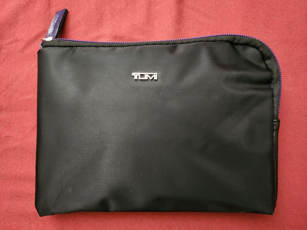 NEW Delta Airlines TUMI Amenity Kit