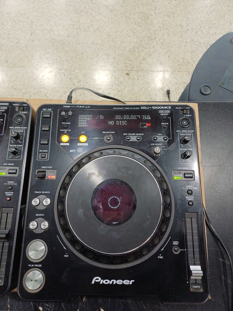 Pioneer CDJ-1000 Pair Tested & Working