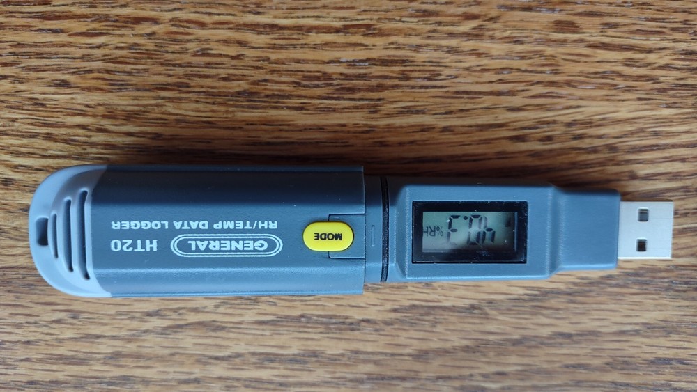 Temperature / Humidity / GPP USB Data Logger (free ship)