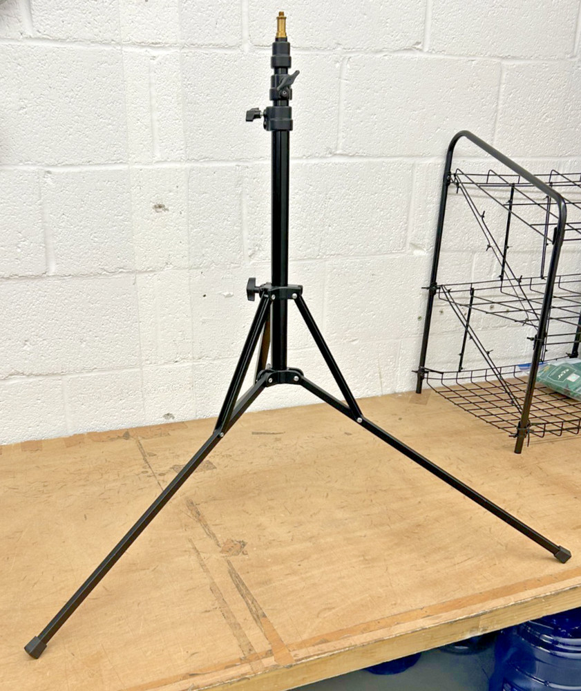 Universal 7ft Adjustable Light Stand Tripod for Photography Studio w/ Case