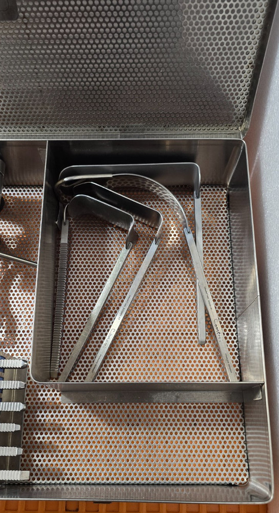 Codman Bookwalter Retractor Set with Tray