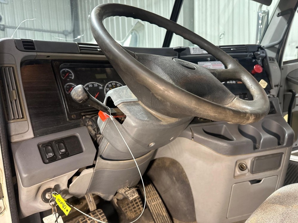 Freightliner COLUMBIA 120 Steering Column - Used