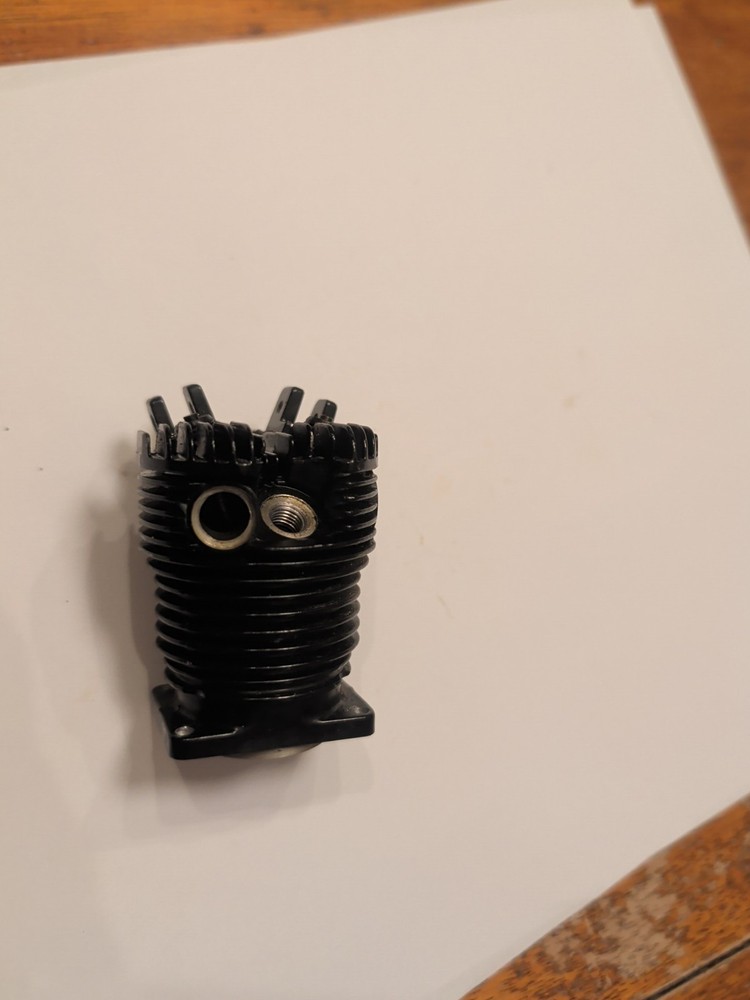 Saito FA 56 Cylinder Head. Valve Assembly