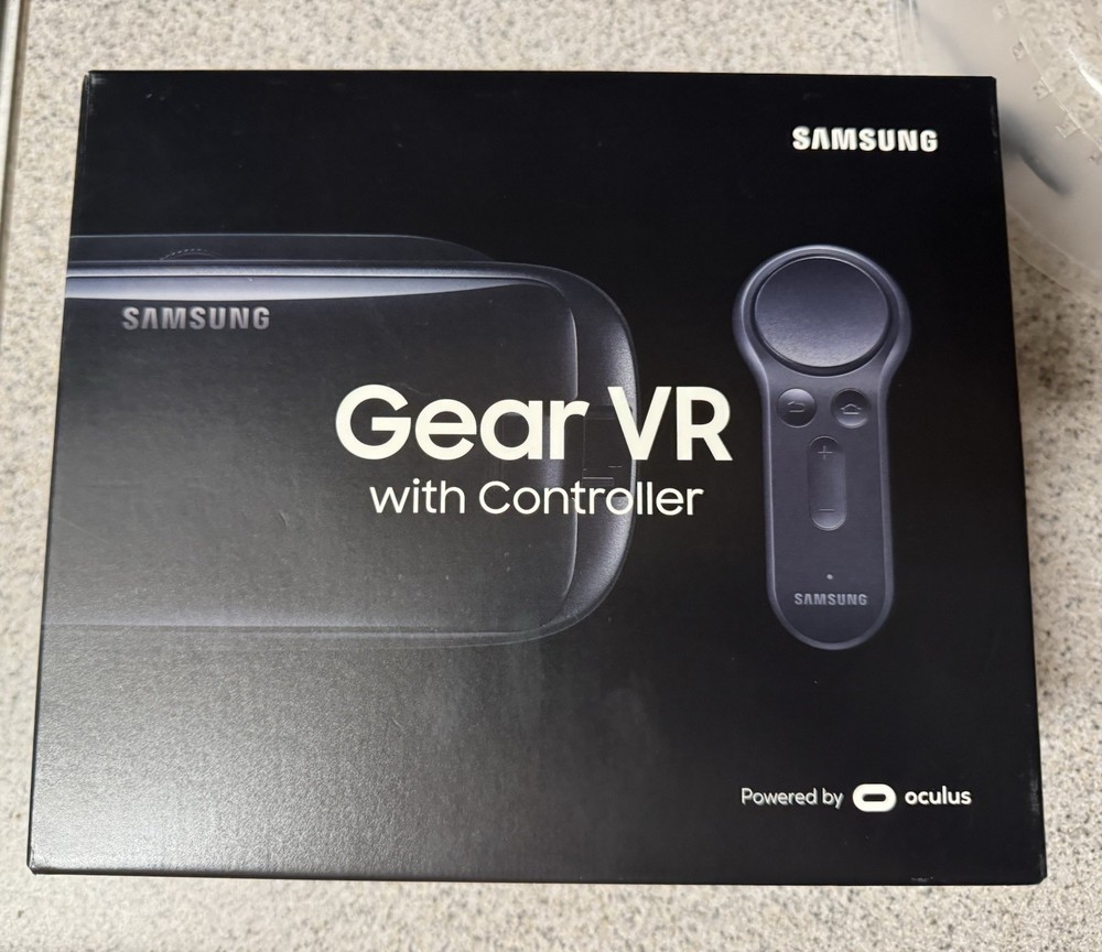 Samsung Gear VR Opened Not Used untested everything included