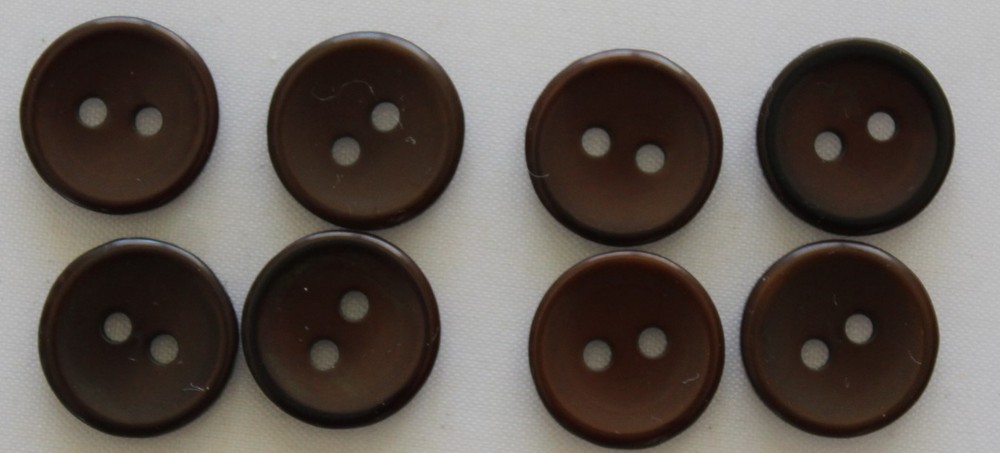 8 x  Brown, 2 Hole, 14mm   Plastic Buttons