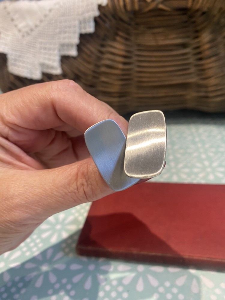Vintage Cufflinks - silver tone Curved front. Really Classy