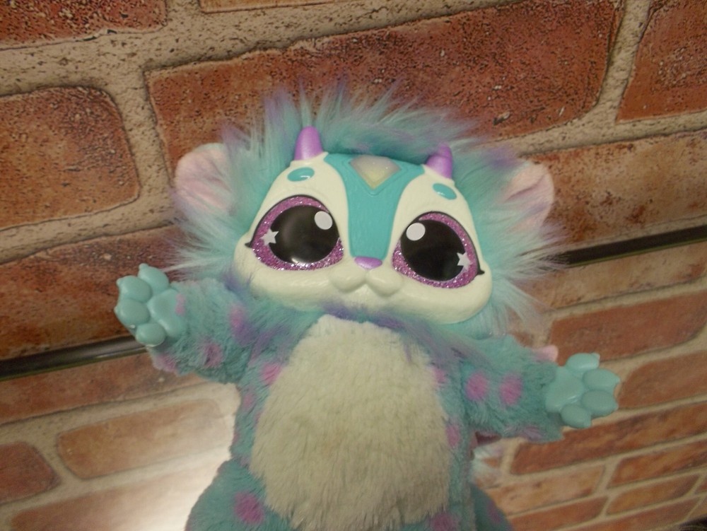 Magic Mixies Interactive Electronic Pet Plush Magical Misting Blue Figure Only