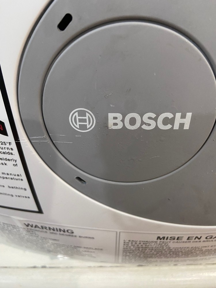 U24247 BOSCH Electric MiniTank Water Heater Tronic 3000 T 4Gallon ES4 G3D
