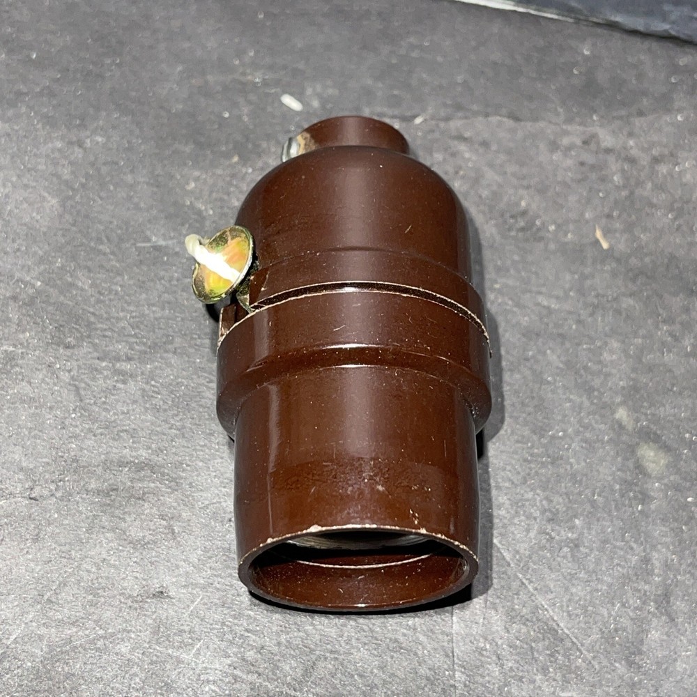 NEW LEVITON ELECTROLIER PULL CHAIN BAKELITE SOCKET WITH 1/8-27 IPS THREAD