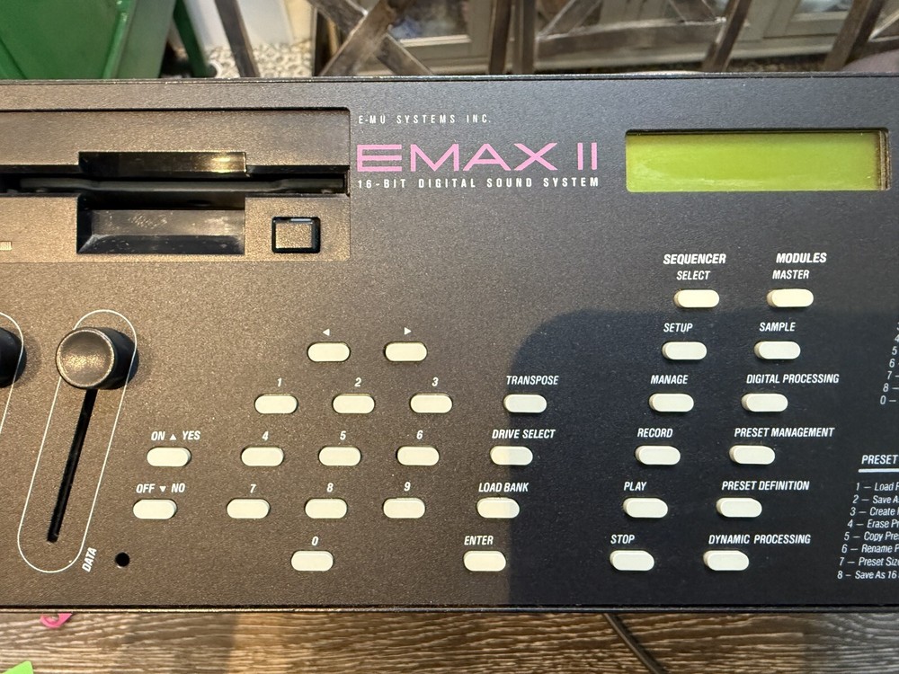 E-MU SYSTEMS EMAX II model 2213 16 Bit Digital Sound System