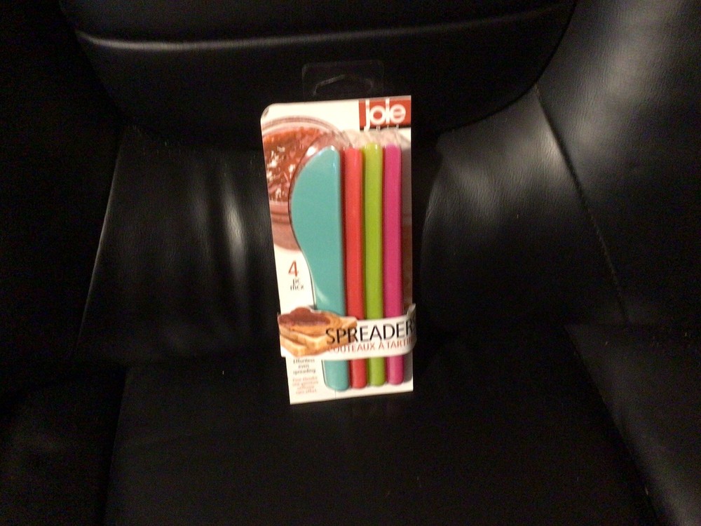 Joie Spreaders - 4Pc Set  New In Package