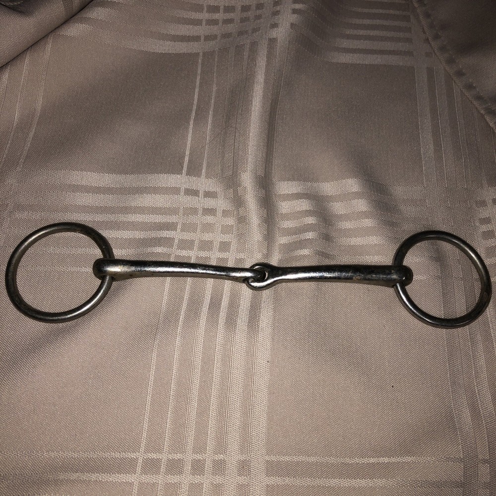 5.25” Snaffle Bit Loose Ring 1.75”