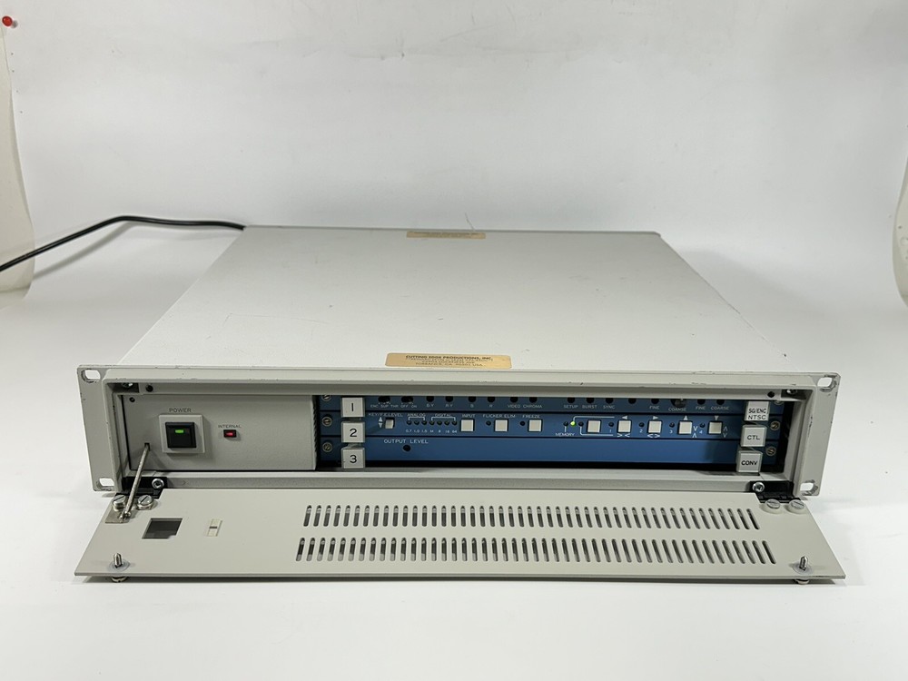 Yamashita Engineering YEM CVS-910 Scan Converter ~ Power On / UNTESTED