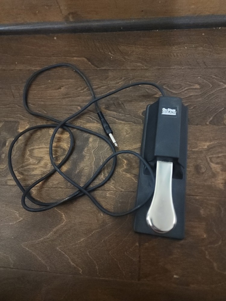 On Stage KSP100 Keyboard Sustain Pedal