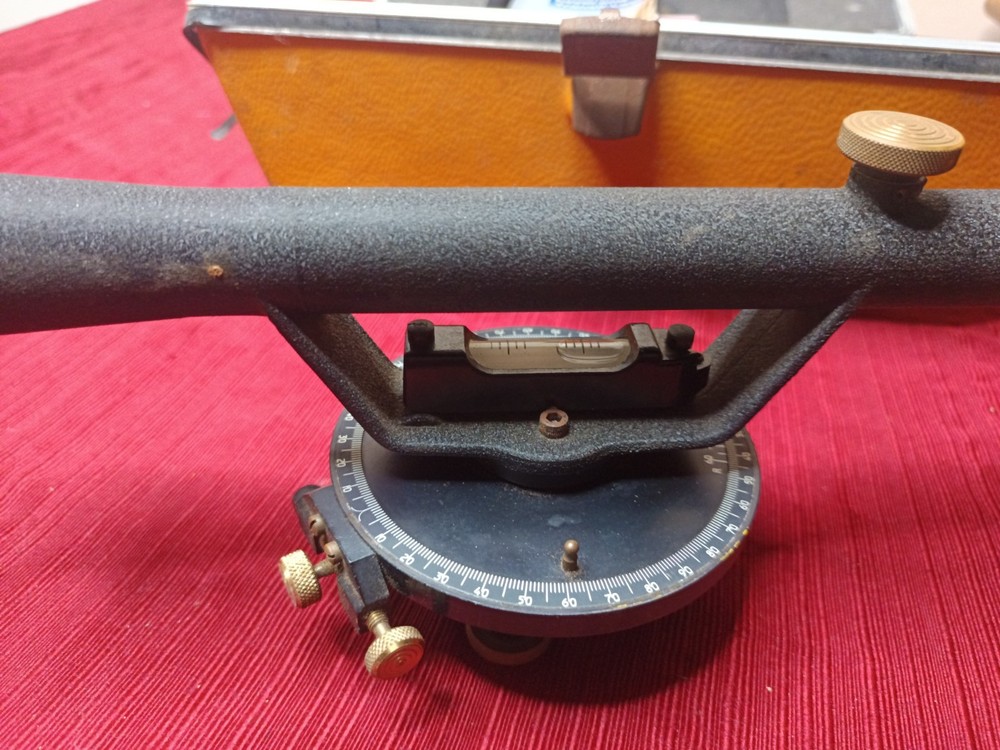 Berger Instruments 110C Service Dumpy Level With Case, Accessories & Manual