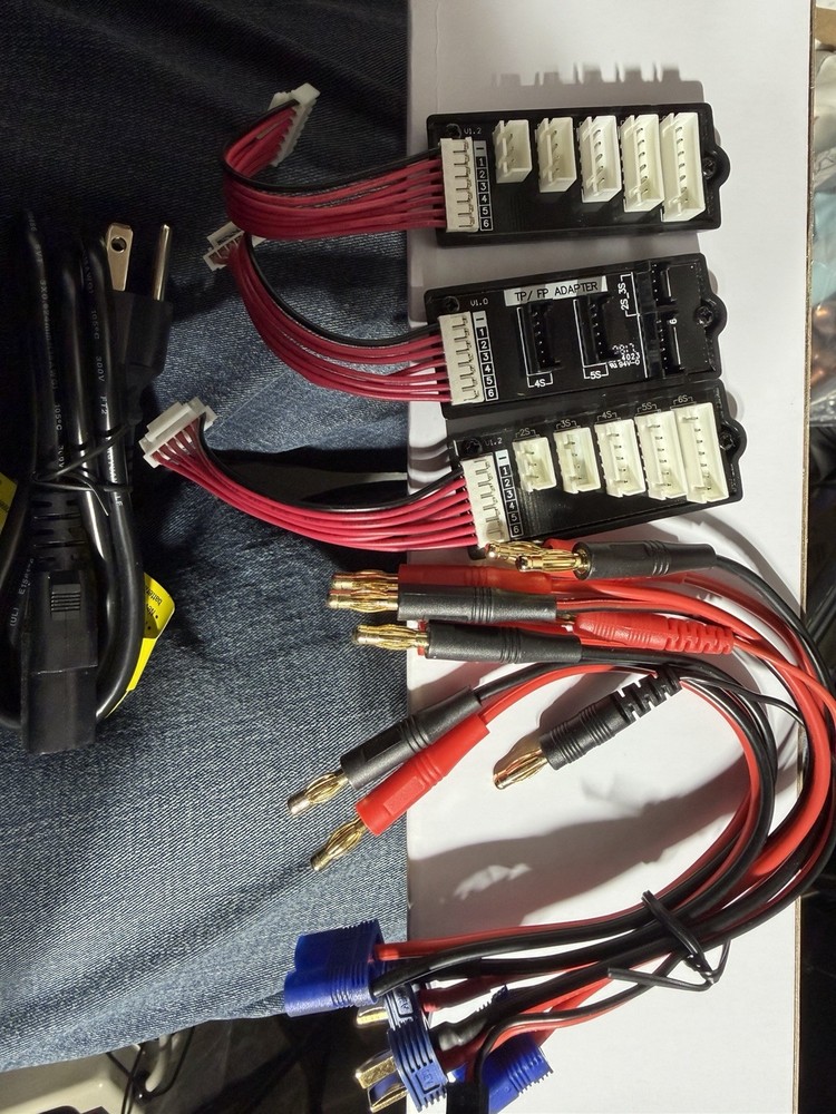 Dynamite Prophet Sport Squad 4x 100W AC/DC Charger DYNC2050