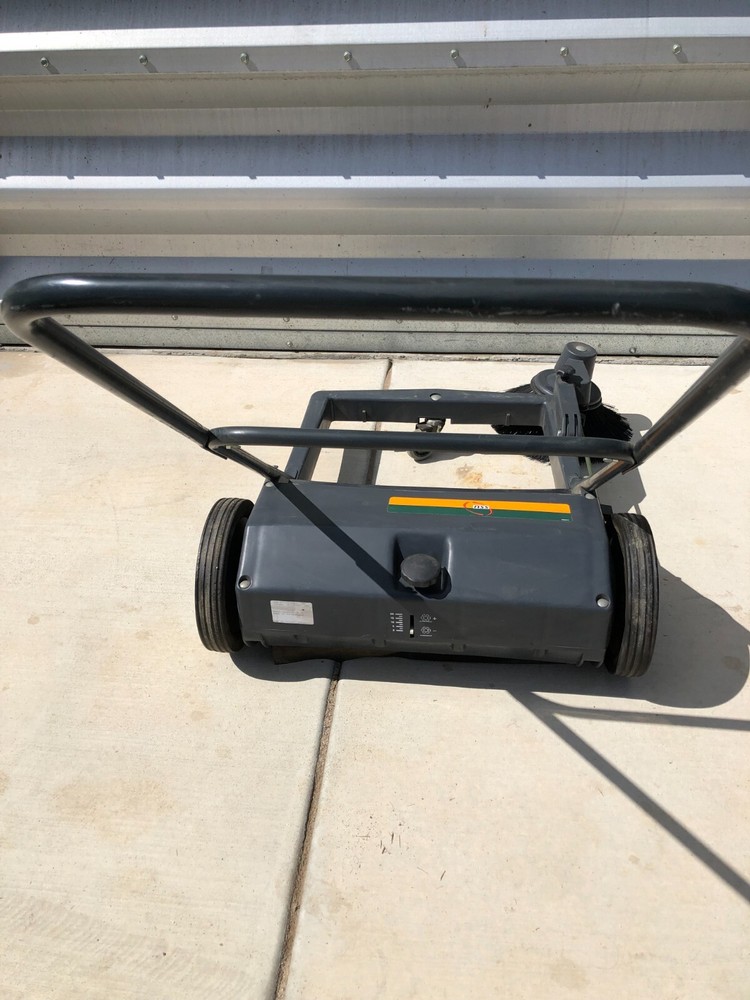 NSS SIDEWINDER 27 SWEEPER Side Broom, Push Sweeper