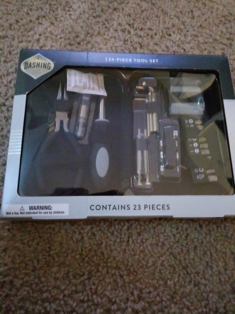 DASHING-23 PIECE TOOL SET-NEW