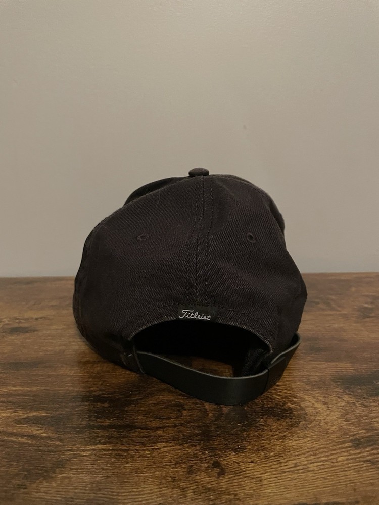 Titleist Hat Adjustable Black Strapback Golf Cap (H2)