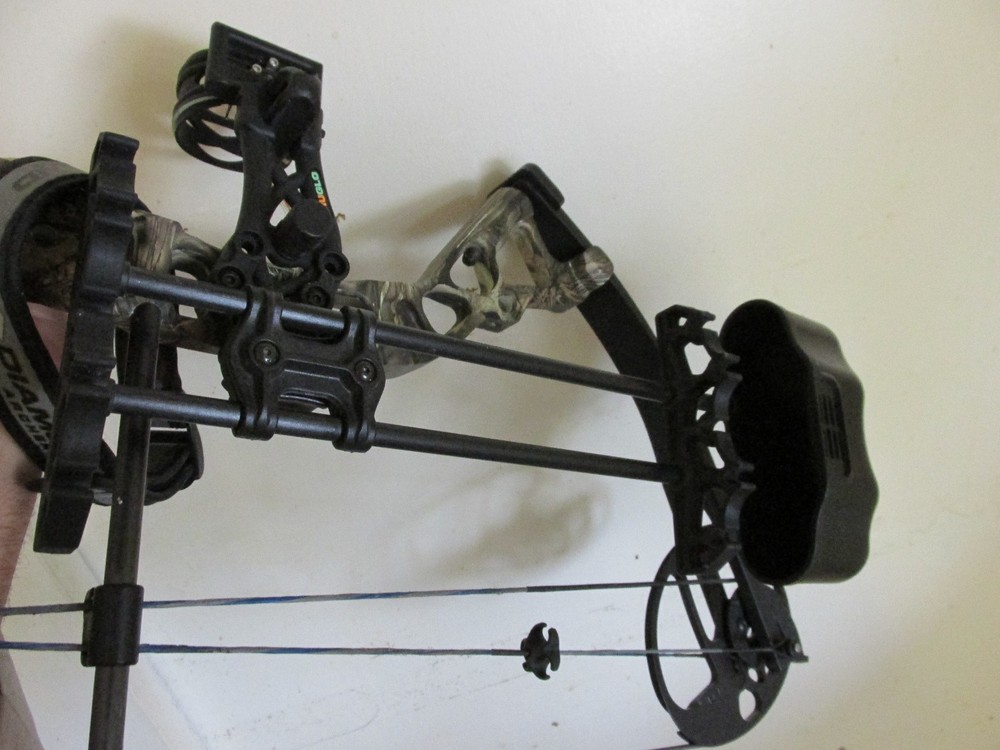 Diamond Infinite Edge Pro Compound Bow Left-Handed