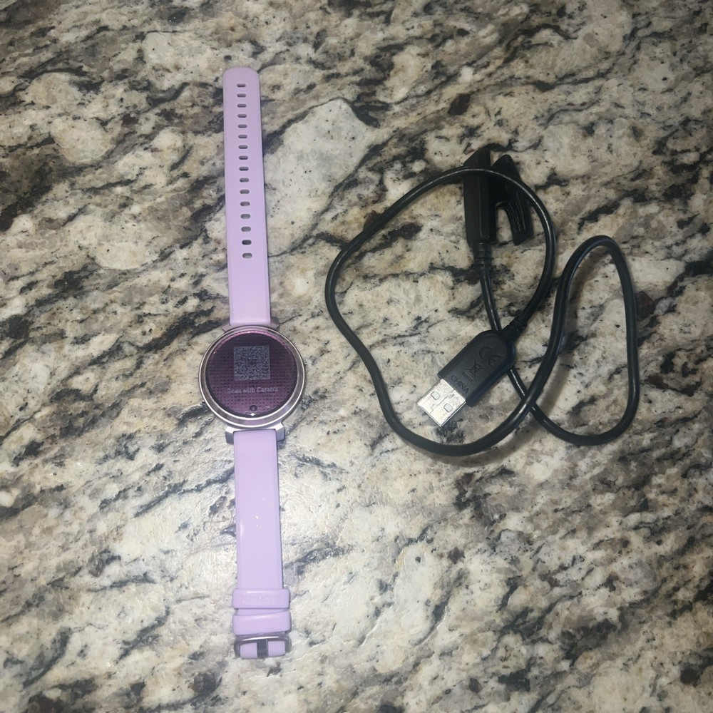 Garmin Lily 2, Silver with Purple Jasmine Silicone Band